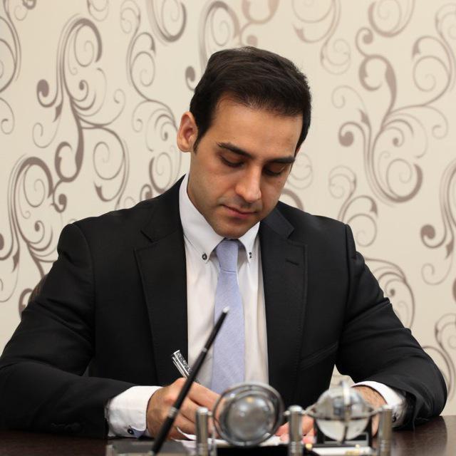 دکتر شهریار موذنی